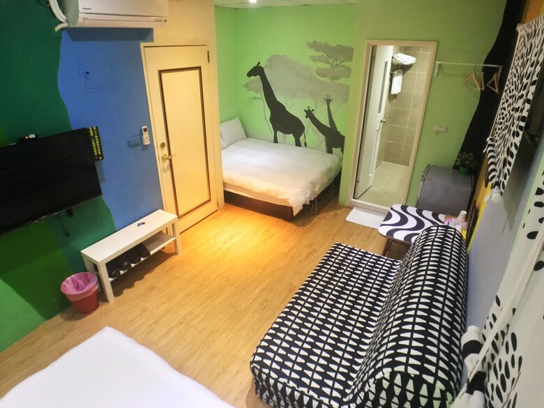 Hotel Feng Chia Europe 5