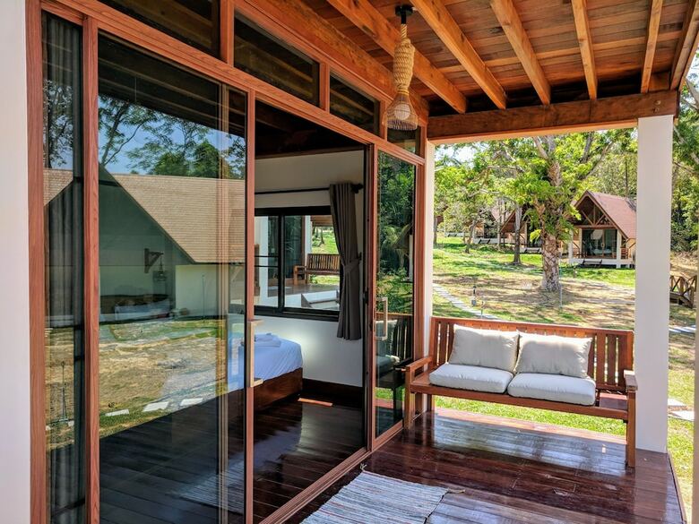 Hotel Phayamas Private Beach Resort