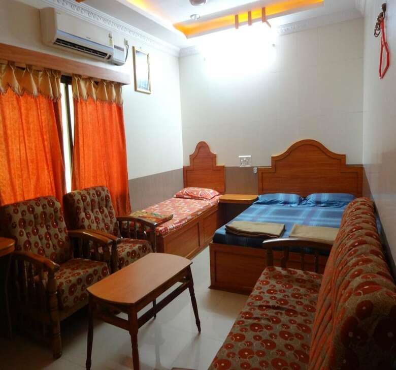 Hotel Ratna Gharbha Residency