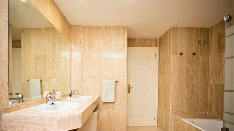 Apartamentos Golf Santa Mar�a Marbella