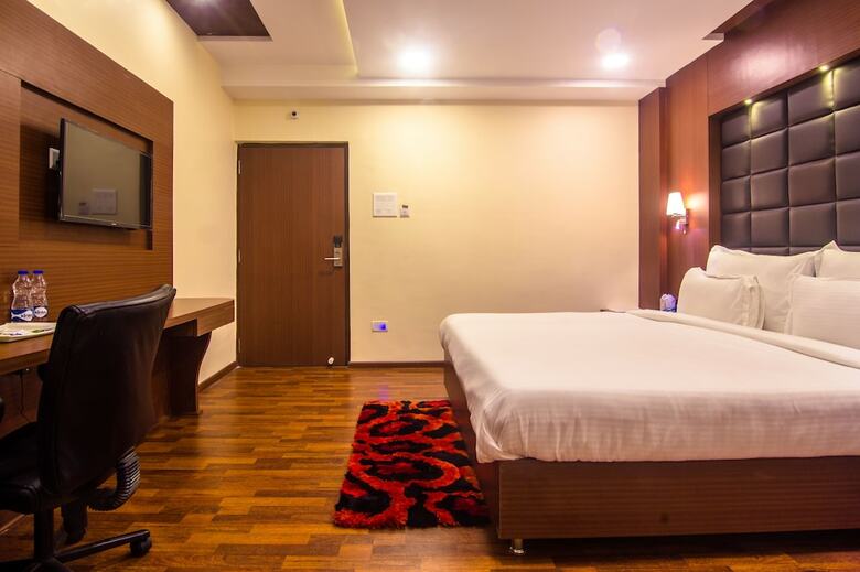 Hotel Sawood International