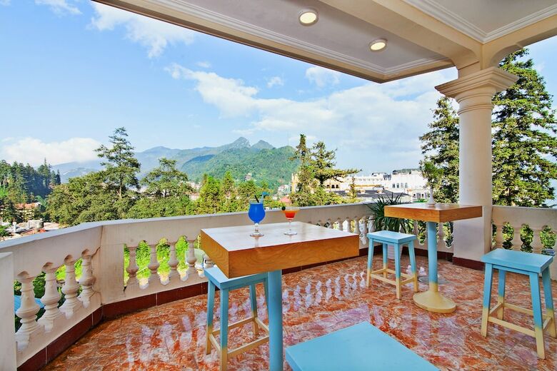Lacasa Sapa Hotel