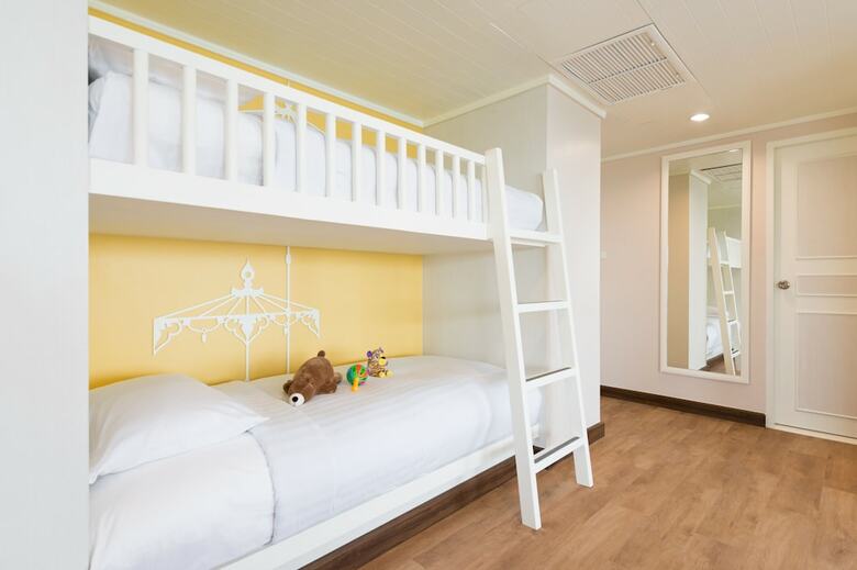 Hotel The Riverie By Katathani
