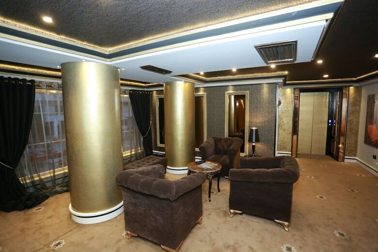 Hotel Hymetis Palace