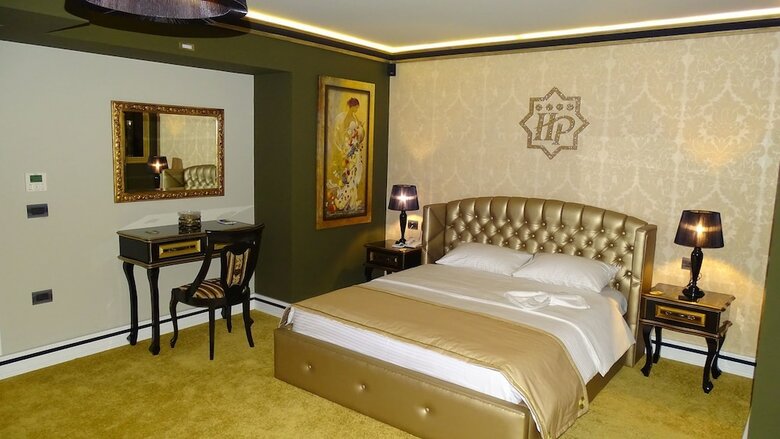 Hotel Hymetis Palace