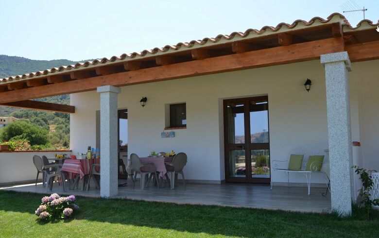 Bed & Breakfast Oasi Sardama
