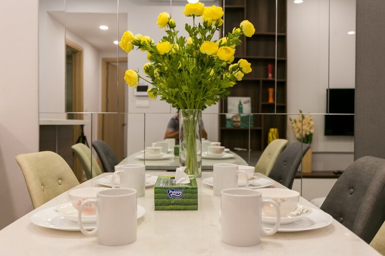 Rivergate Apartment