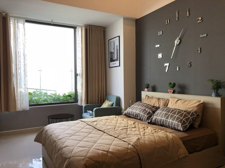 Rivergate Apartment