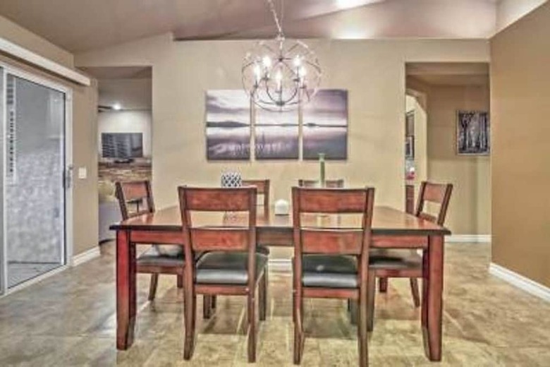 Updated 4br Home In Palm Desert