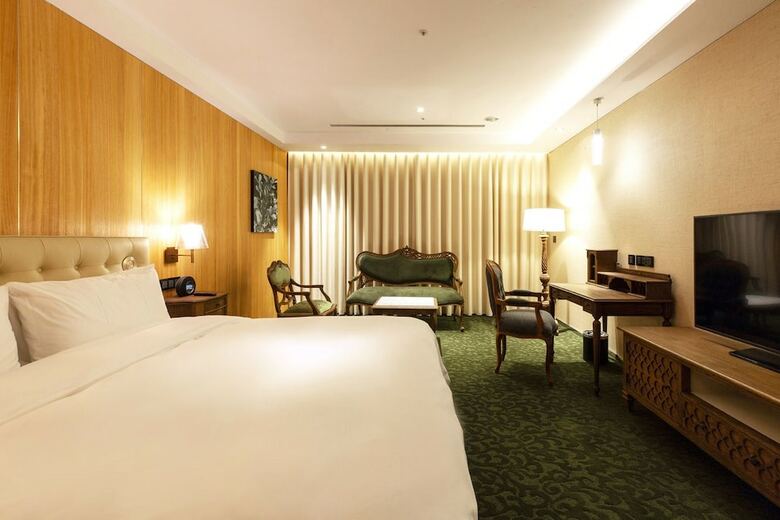 Inhouse Hotel Grand