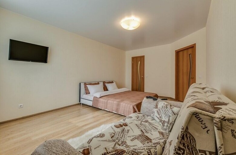 Apartment On Orbeli 17