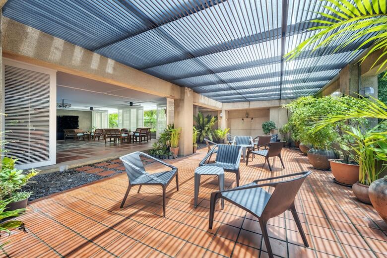 Hotel Bangkok Shortstay 2 To 3 Br Sukhumvit