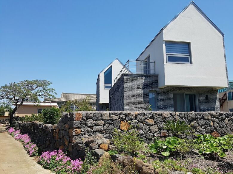 Hotel Margarita's In Jeju