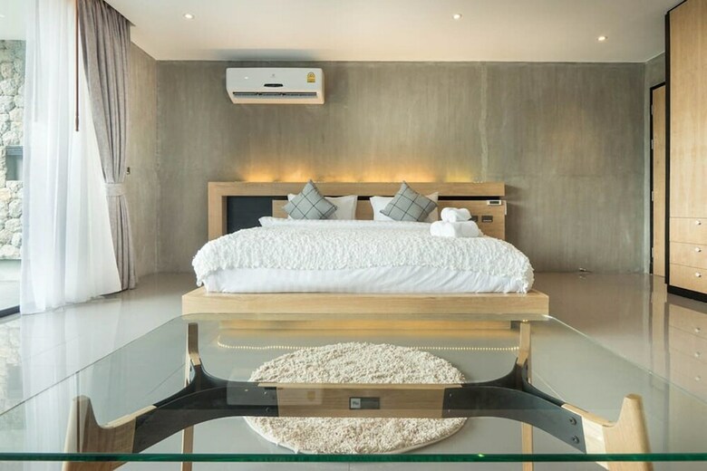 Luxury 4 Bedroom Villa Kamala
