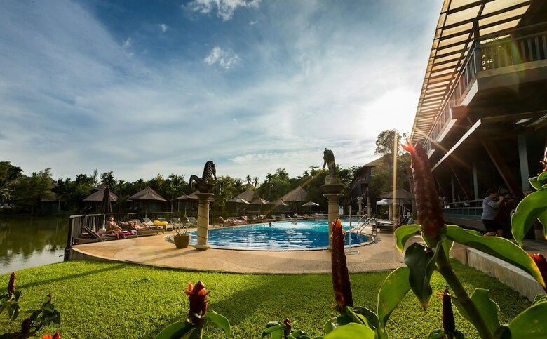Hotel Peace Laguna Resort & Spa