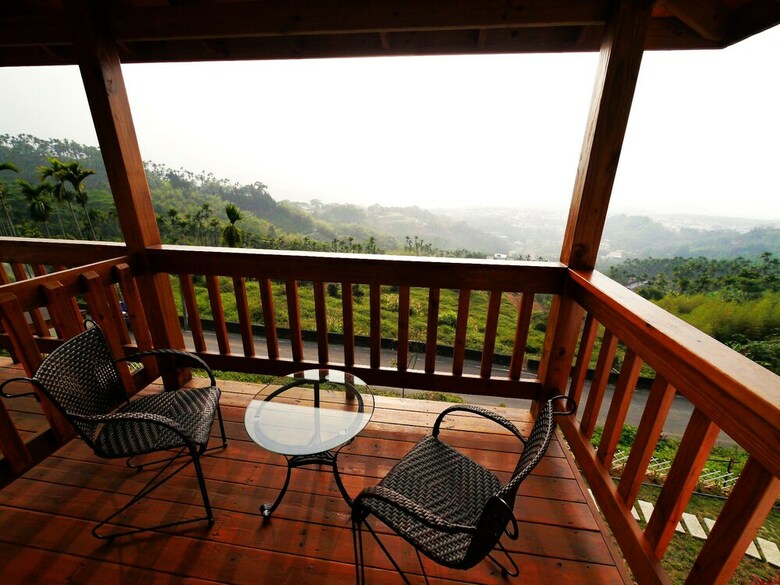 Hotel Sitou Flora's House B&B