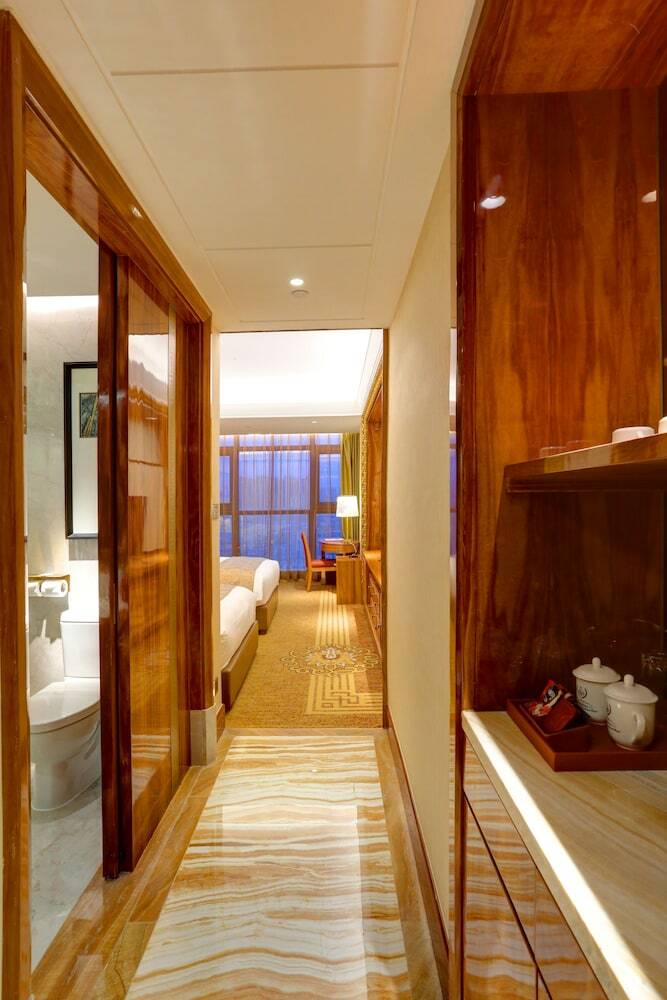 Chengdu Trika Tsang International Hotel