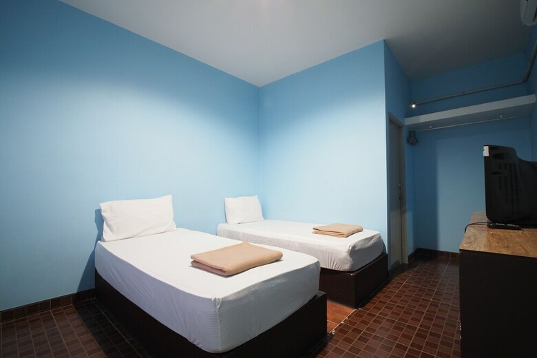 Hotel Oyo 893 Aura Vintage