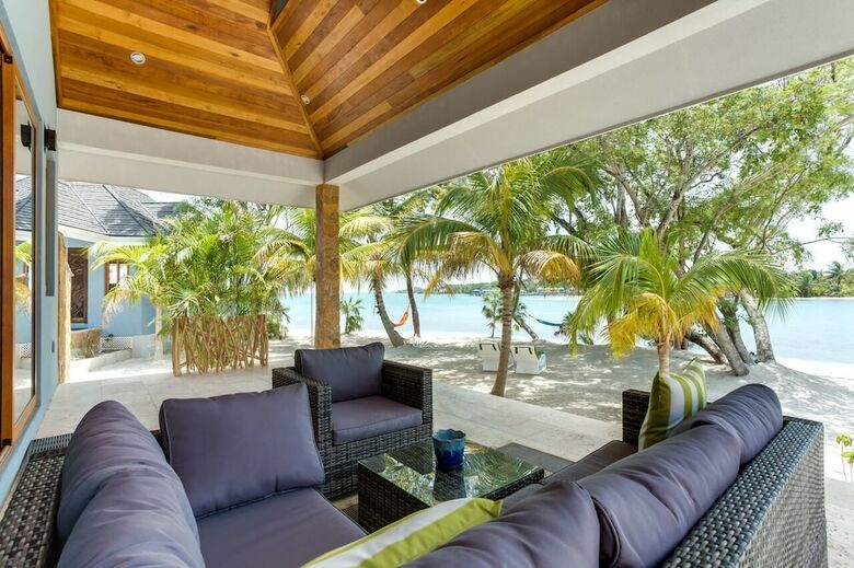 Villa The Enclave- Private Island