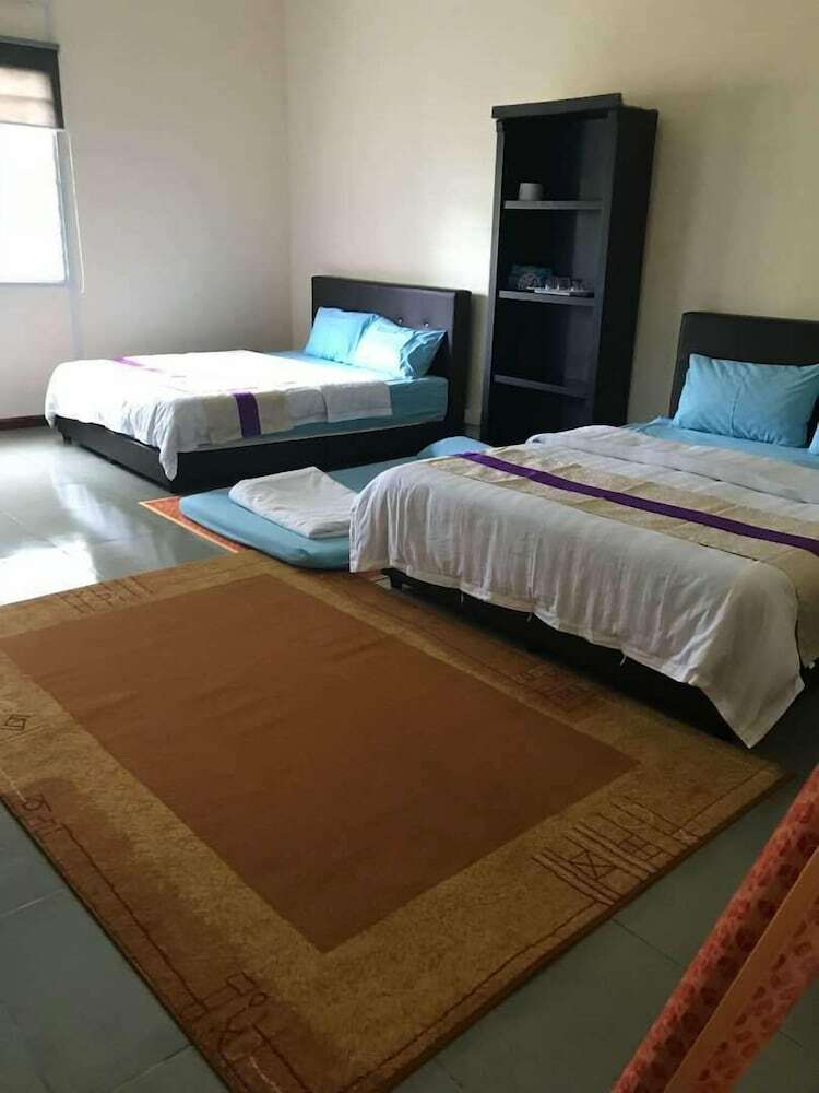 Hotel Kampung Janda Baik