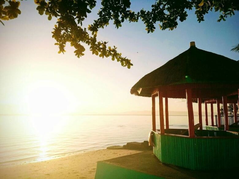 Hotel Smallfry's Beach Resort