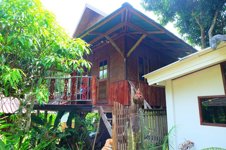 Hotel Malee's Nature Lovers Bungalows (Mini Resort)