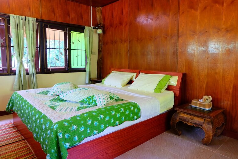 Hotel Malee's Nature Lovers Bungalows (Mini Resort)