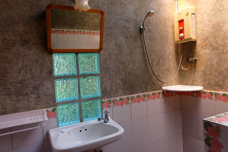 Hotel Malee's Nature Lovers Bungalows (Mini Resort)