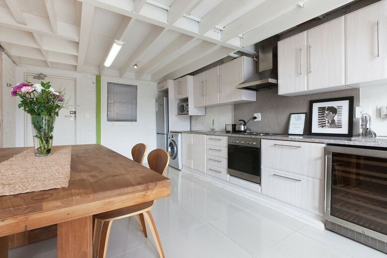 Harbour Terrace Apartments By Ctha