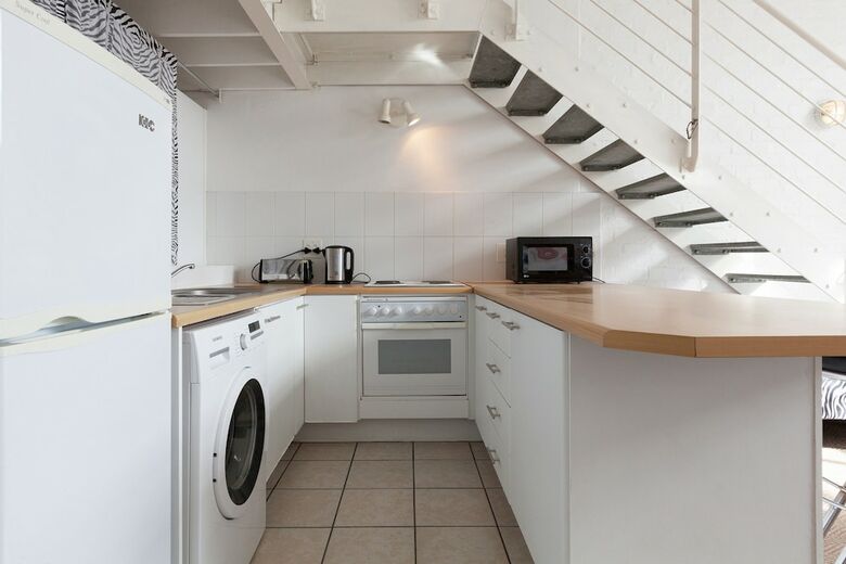 Harbour Terrace Apartments By Ctha