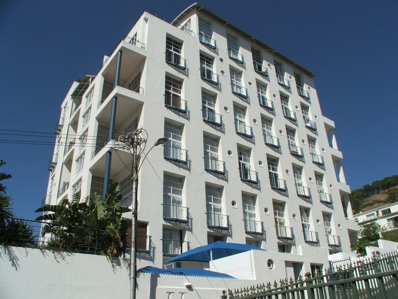 Harbour Terrace Apartments By Ctha