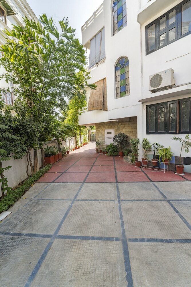 Hotel Girisadan Homestay