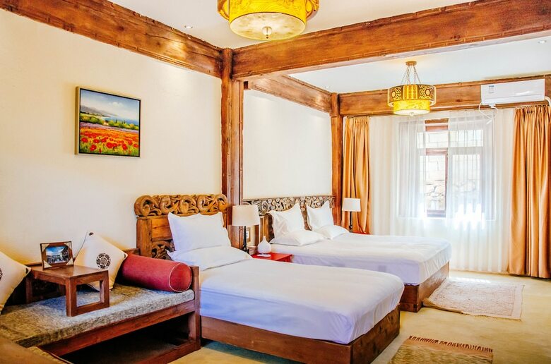 Shangrila E-outfutting Boutique Hotel