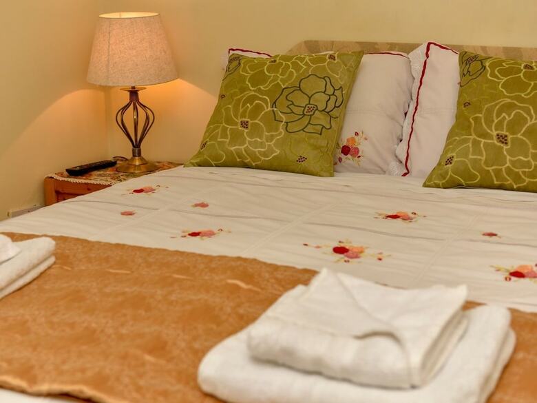 Bed & Breakfast Warren Guest House