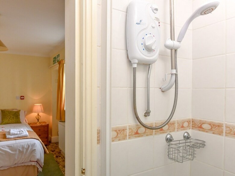 Bed & Breakfast Warren Guest House
