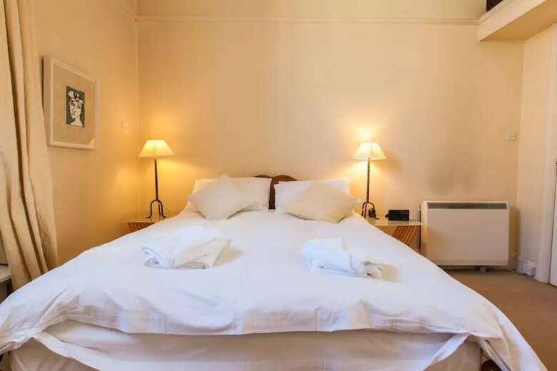 Apartamentos 1 Bedroom New Town Flat