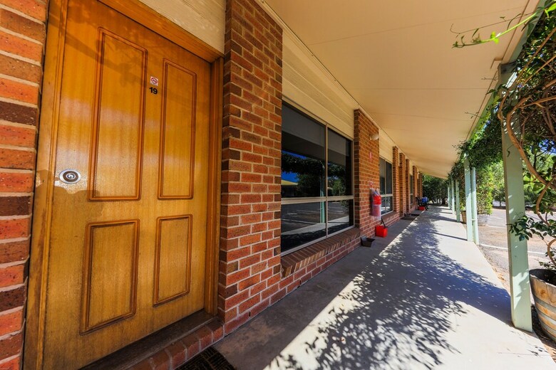 Country Roads Motor Inn Naracoorte
