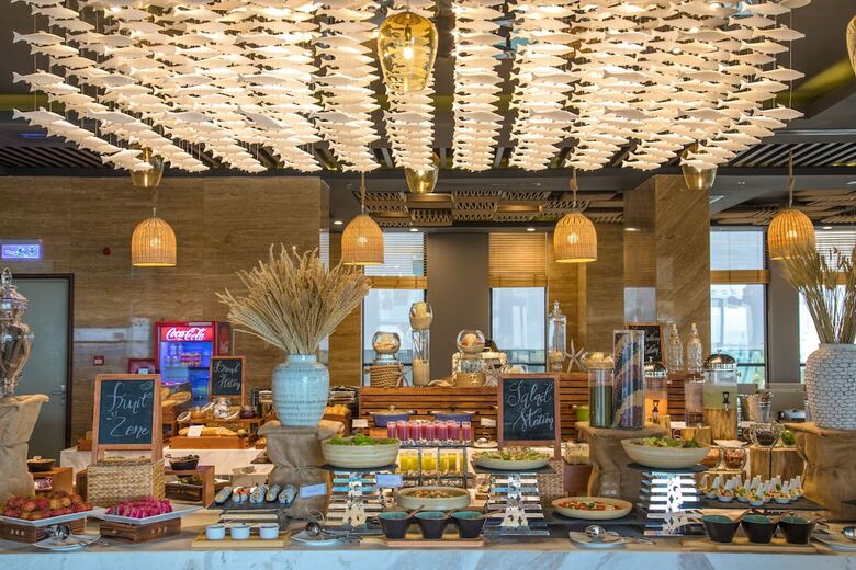 Haian Beach Hotel & Spa