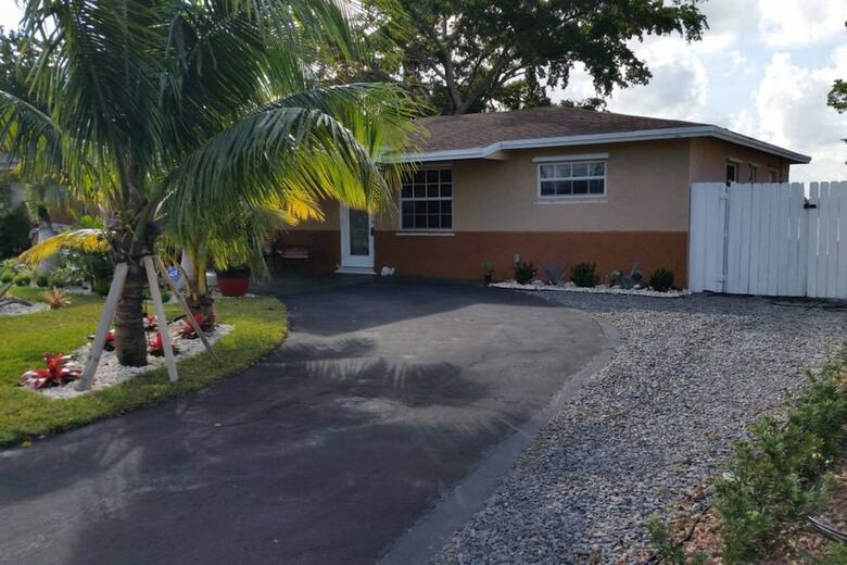 Beautiful Lakeview Sunsets Resort - 3br