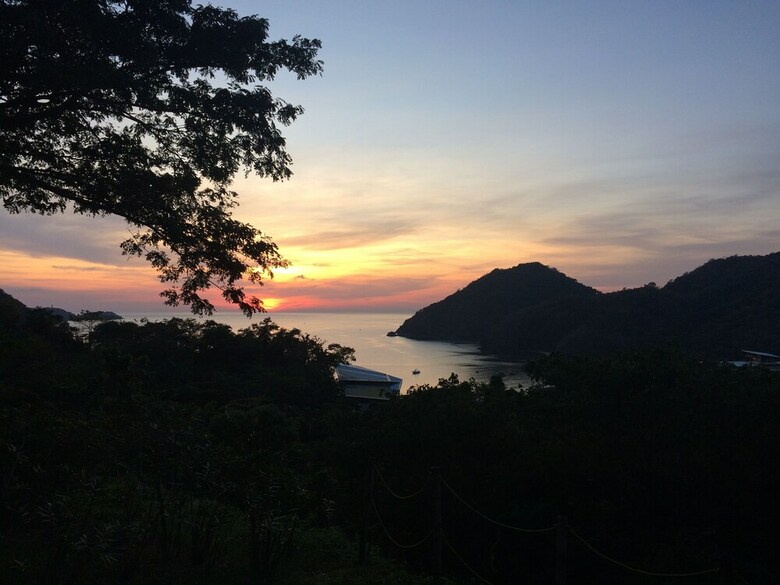 Beach Condos Pico De Loro Hamilo Coast