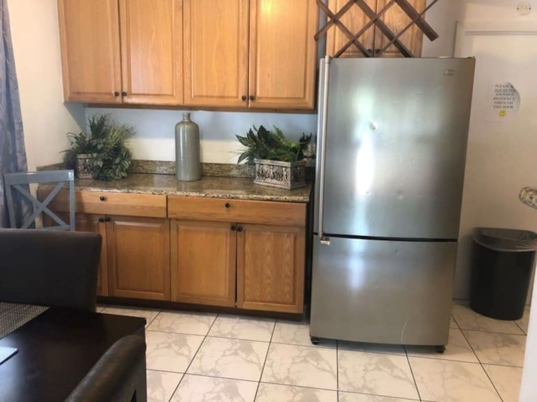 Beach Only 4 Miles Away 2br-1bth W Pool