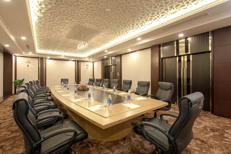 Hotel Vinpearl Condotel Riverfront Danang