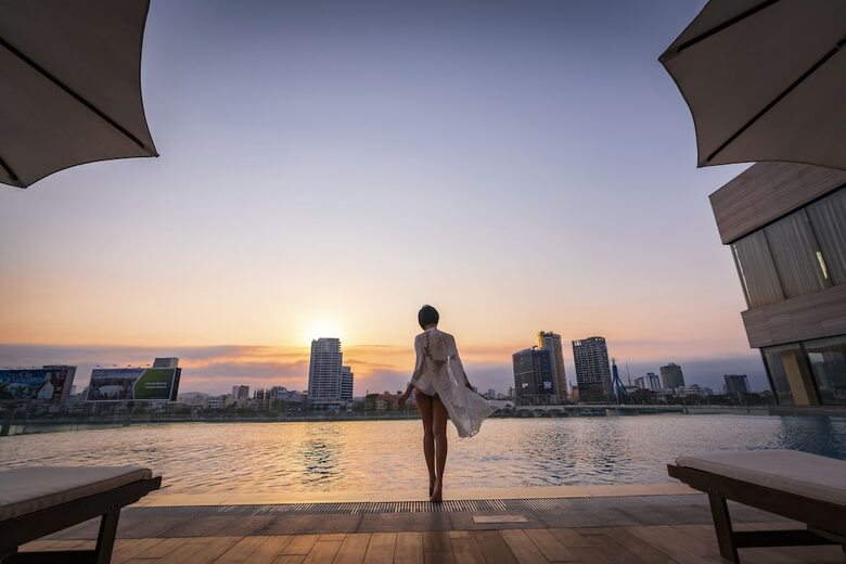 Hotel Vinpearl Condotel Riverfront Danang