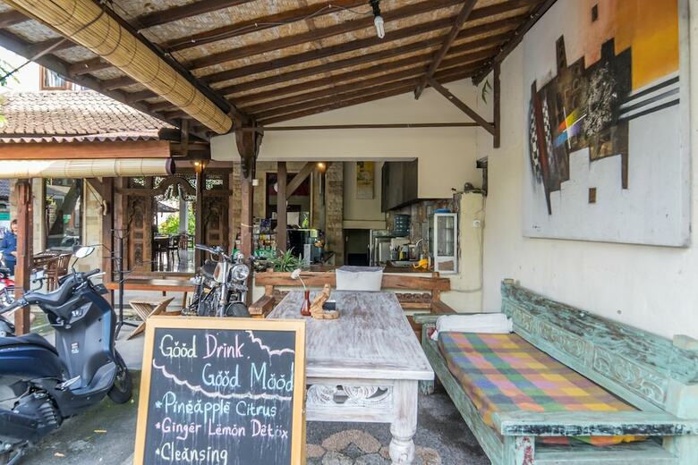 Bed & Breakfast Sari Bamboo Bungalows