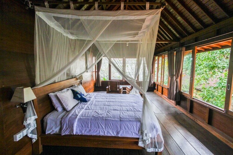 Bed & Breakfast Sari Bamboo Bungalows