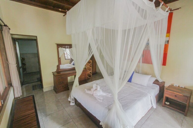 Bed & Breakfast Sari Bamboo Bungalows