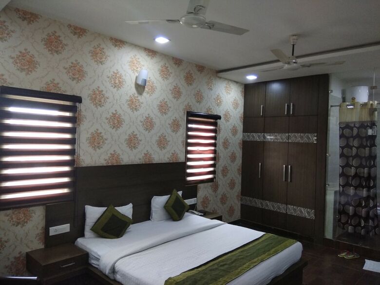Hotel Heaven And Resort