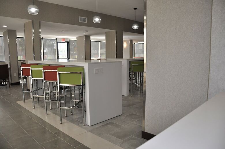 Hotel Wingate By Wyndham Kissimmee Celebration