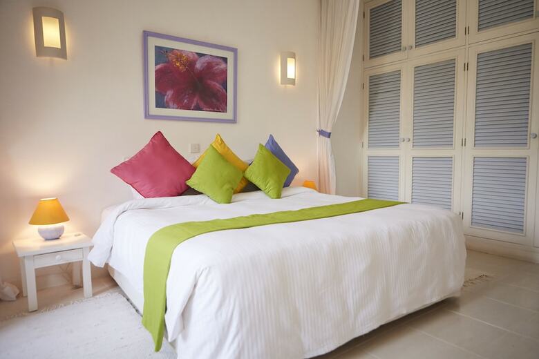 Aparthotel Tamarind Village Apartments