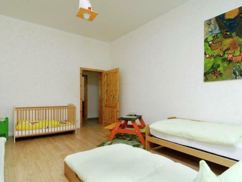 Modern Apartment In Furstenwalde With Private Garden